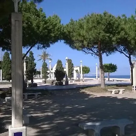 Piso Mettenza شقة ألتيا